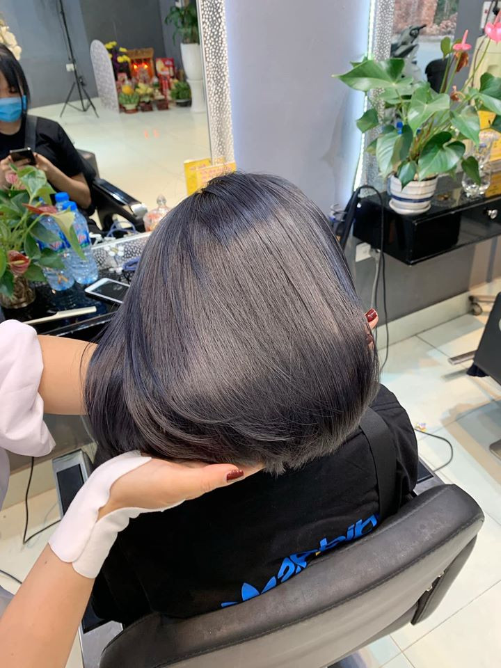 Tuyến Nguyễn Hairdressing