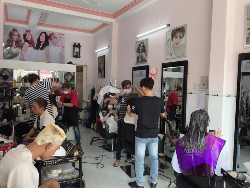 Hair Salon Lê Phong.