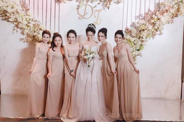 ﻿﻿Calla Bridal