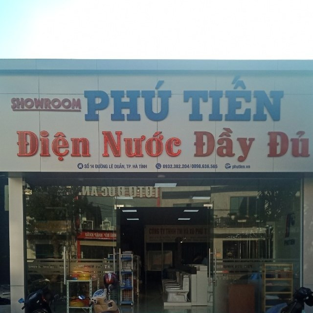 Showrom Phú Tiến