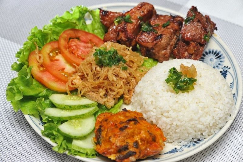 Thực đơn món ăn của Vietnammm.com rất phong phú và đa dạng