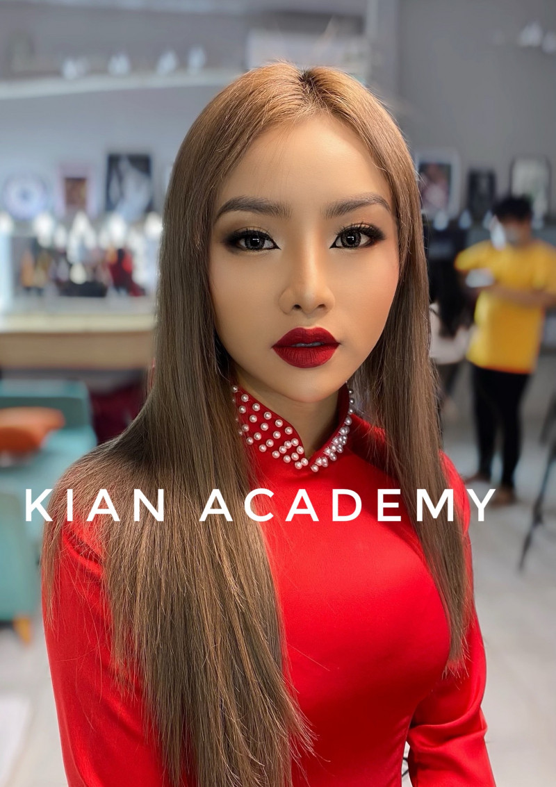 Kian Makeup Academy