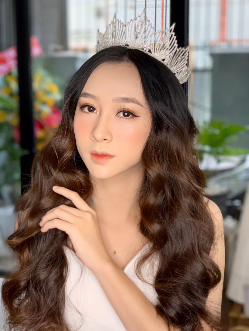 Tiểu Ly make up