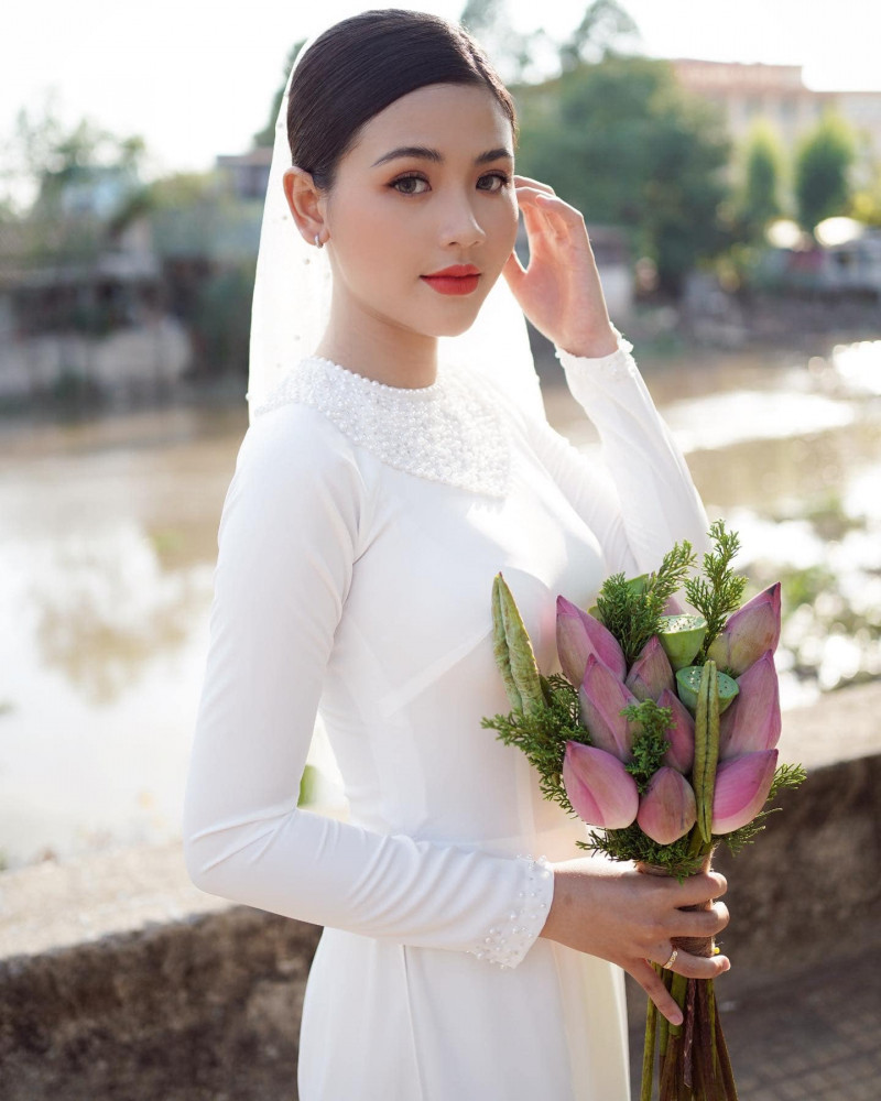 Việt Nguyễn make up (Quân Studio)