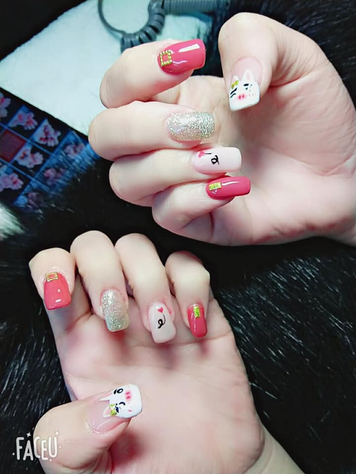 Nails Bàn Tay Vàng