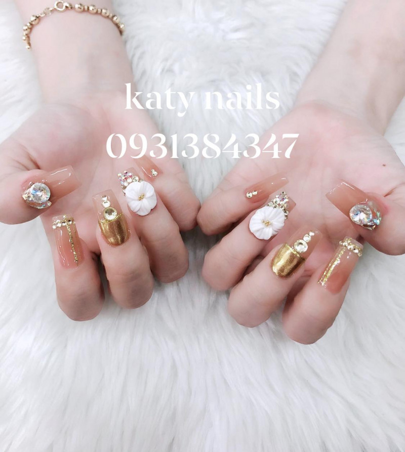 KaTy nails