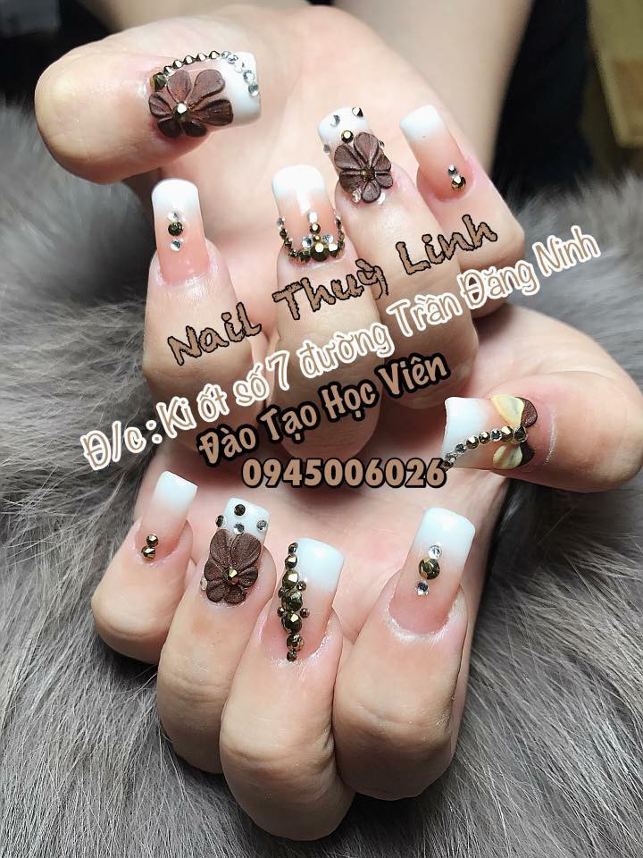 Nail Thuỳ Linh