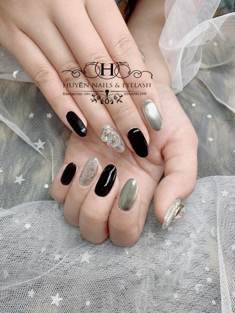 Huyền Nail