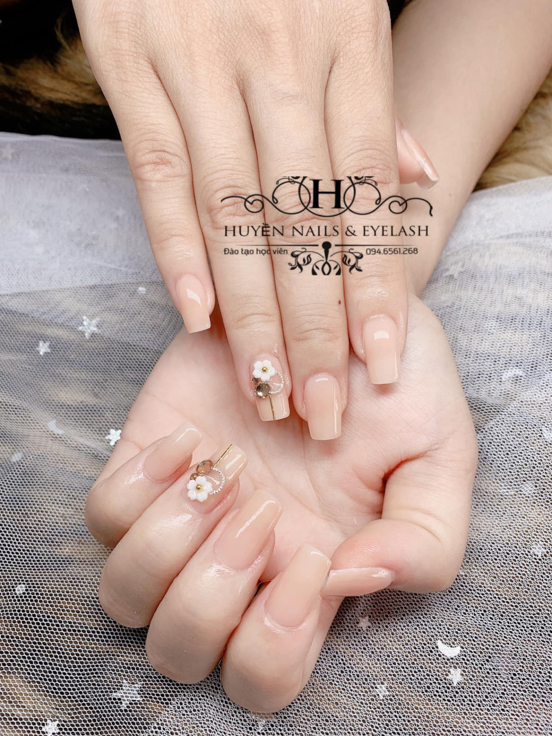 Huyền Nail