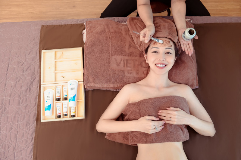 Dịch vụ massage bầu của Viet-Care