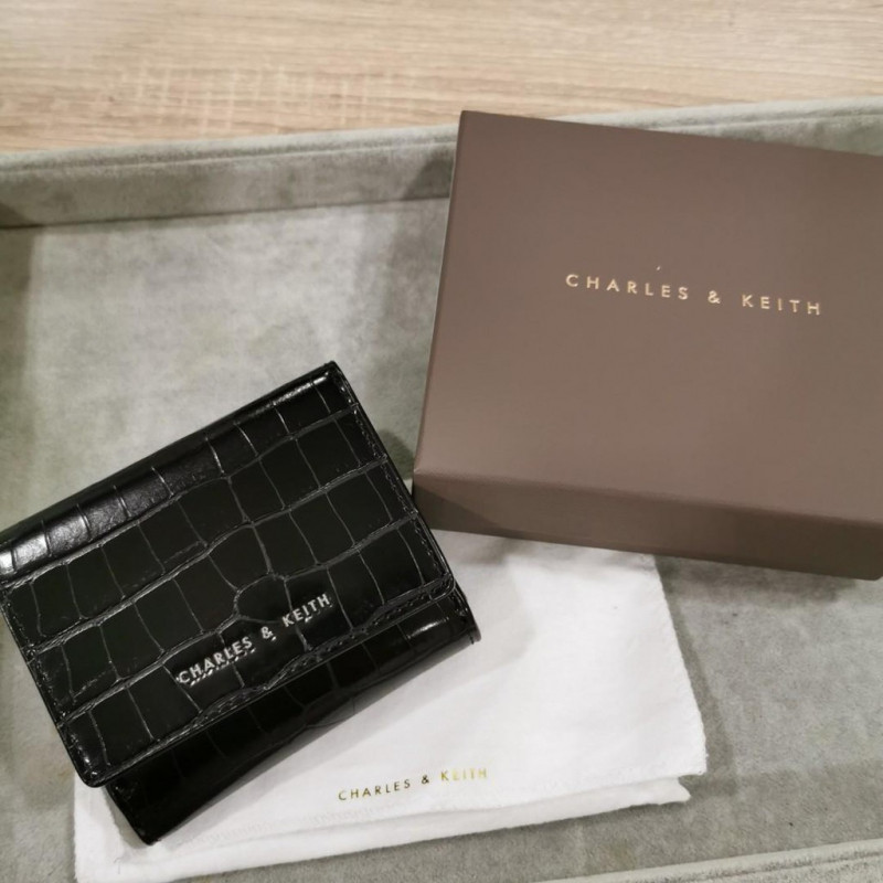 Ví nữ Charles & Keith