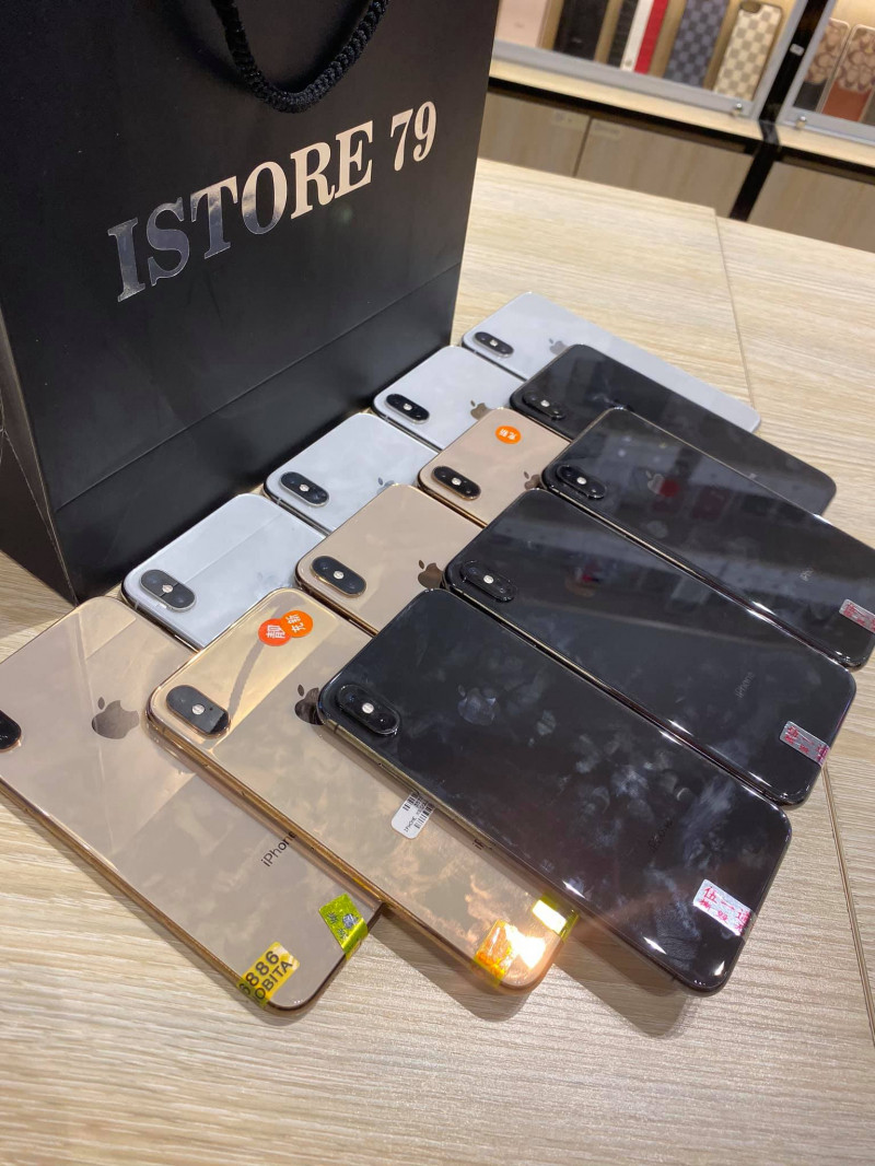 IStore 79