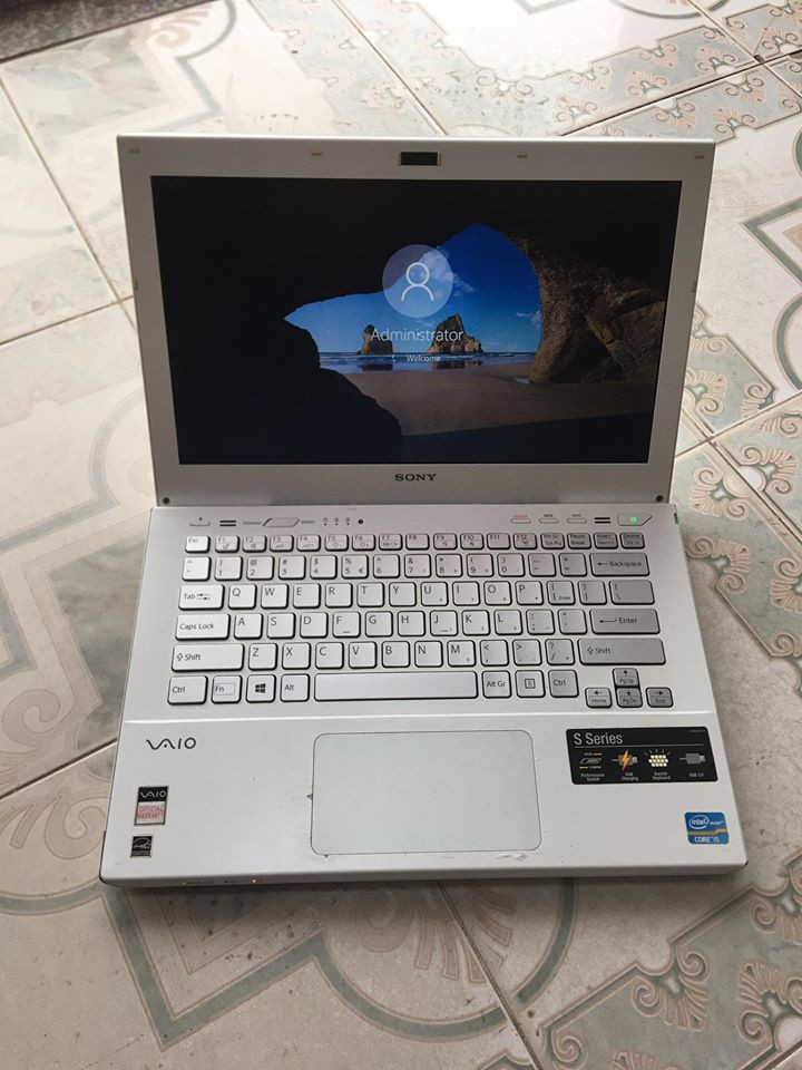 MAX Laptop