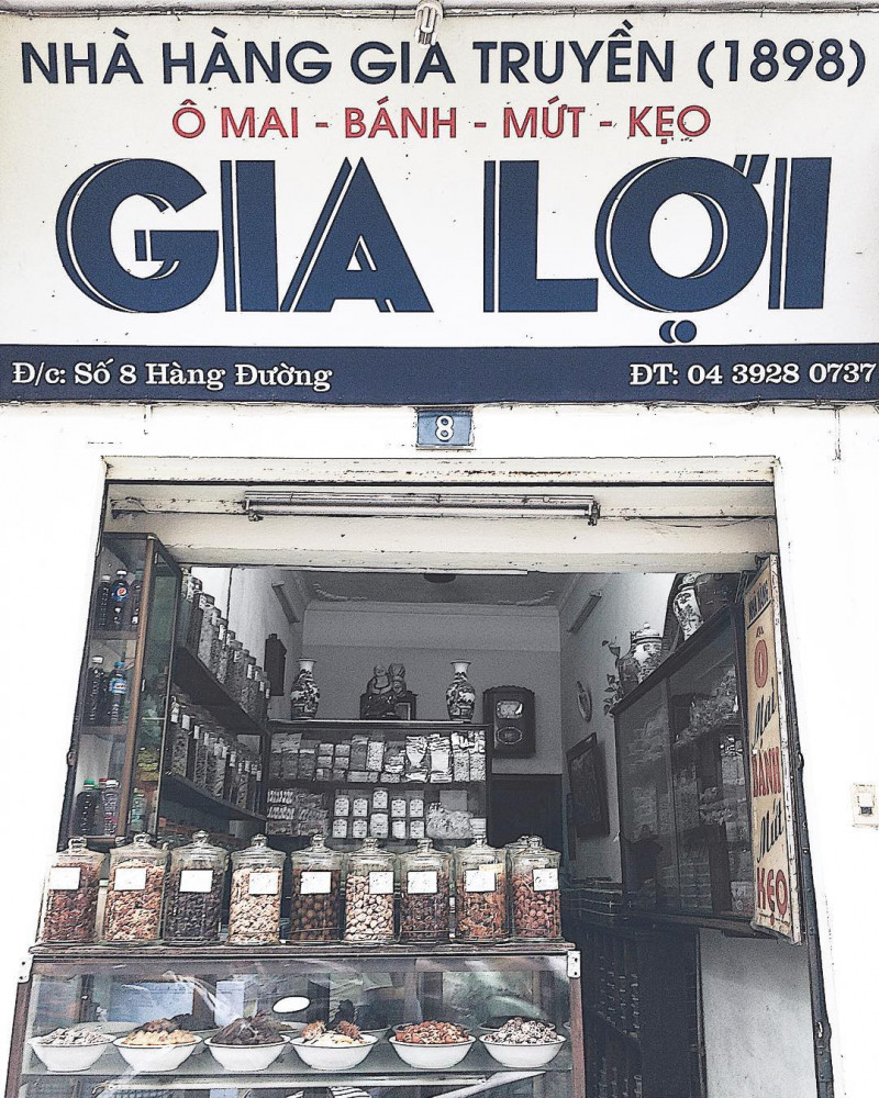 Cửa hàng ô mai Gia Lợi