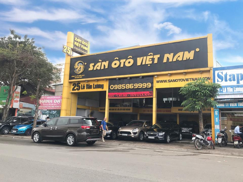 Sàn ô tô Việt Nam.