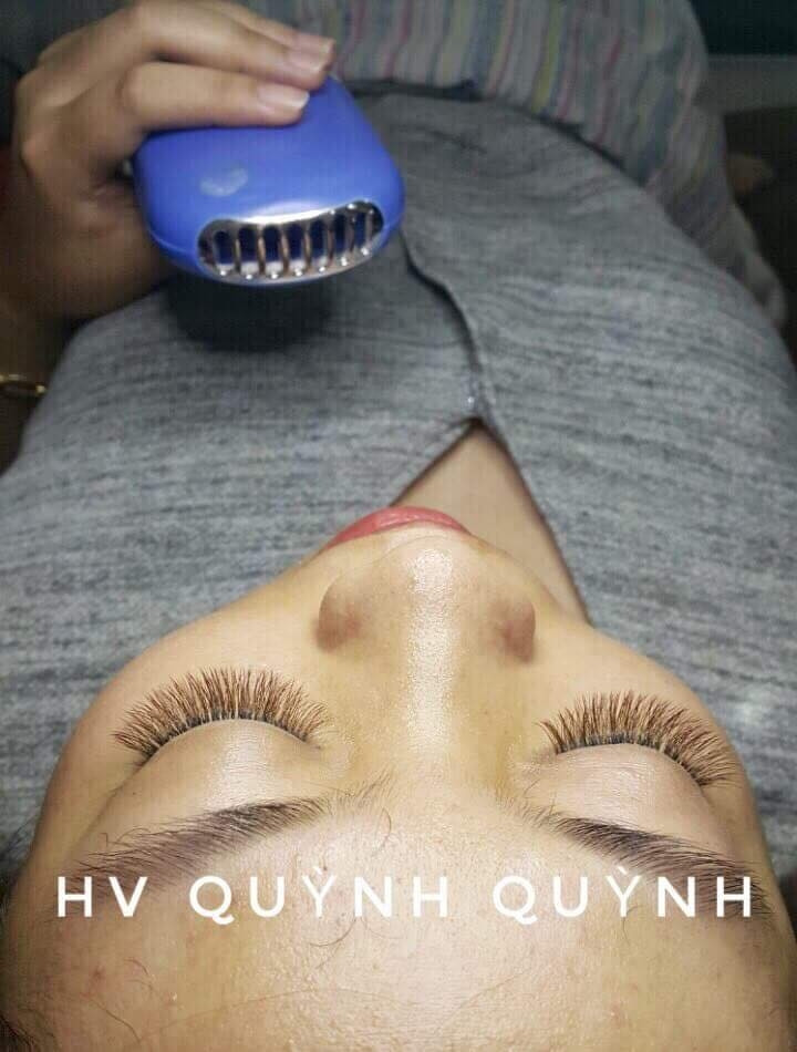 Huyền Nối Mi