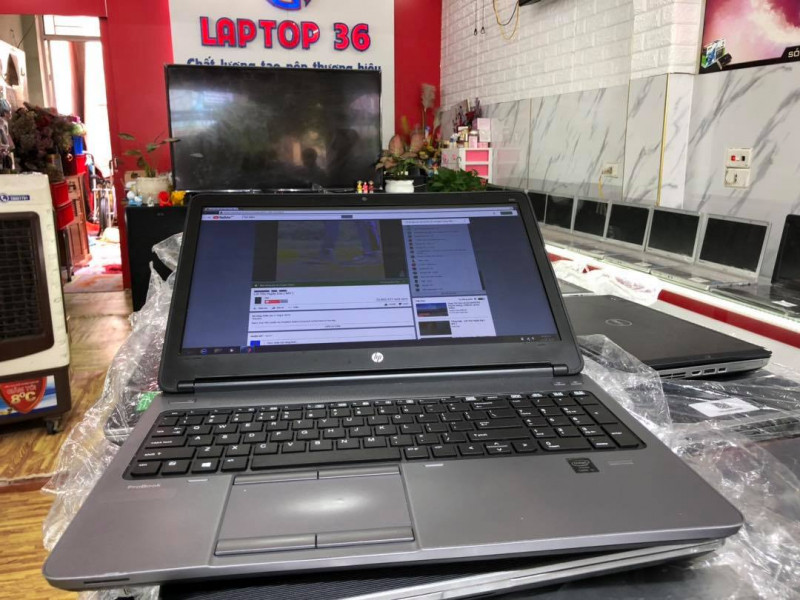 Cửa hàng Laptop 36