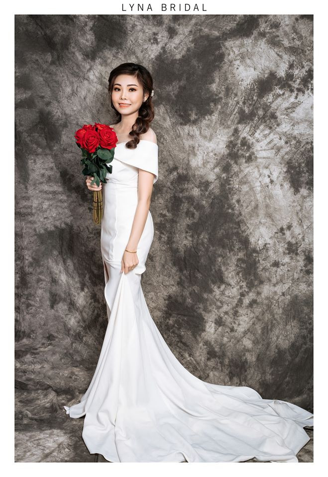 LYNA BRIDAL