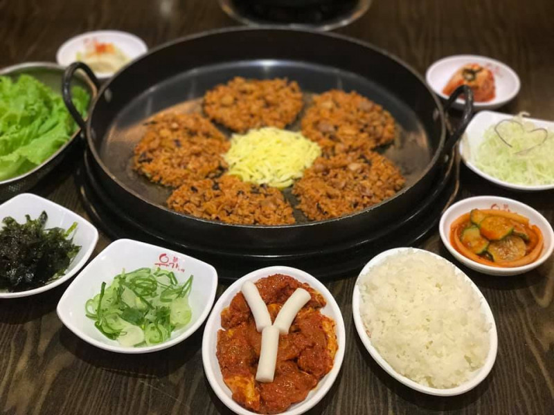 Yoogane Chicken Galbi - Aeon Mall Long Biên