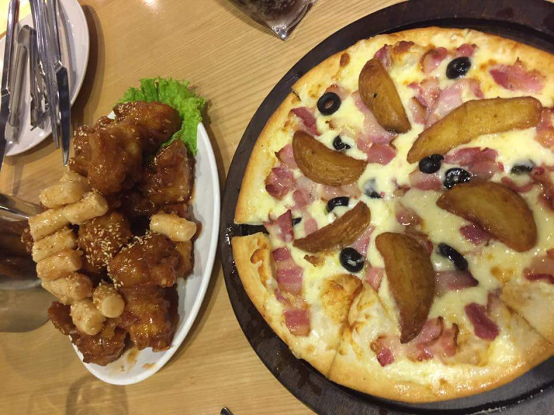 Cho đến nay, Papas' Chicken luôn là sự lựa chọn của khách hàng ở TP. Hồ Chí Minh khi khách muốn dùng bữa ăn thật tiện lợi và nhanh chóng.