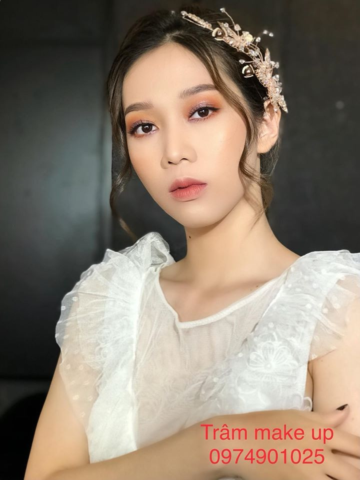 Trâm Makeup Trang Điểm Dự Tiệc - Cô Dâu Tại Nhà TP. HCM