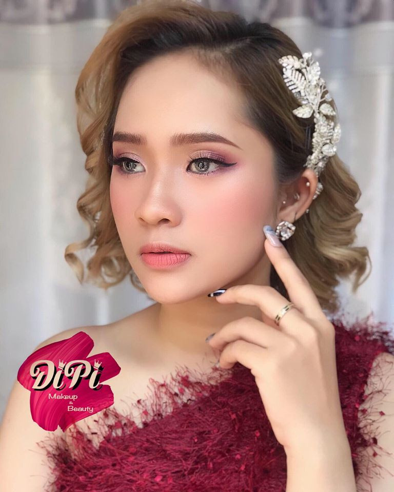 Trang Điểm Dự Tiệc Tại Nhà Quận Bình Thạnh - Make Up DiPi