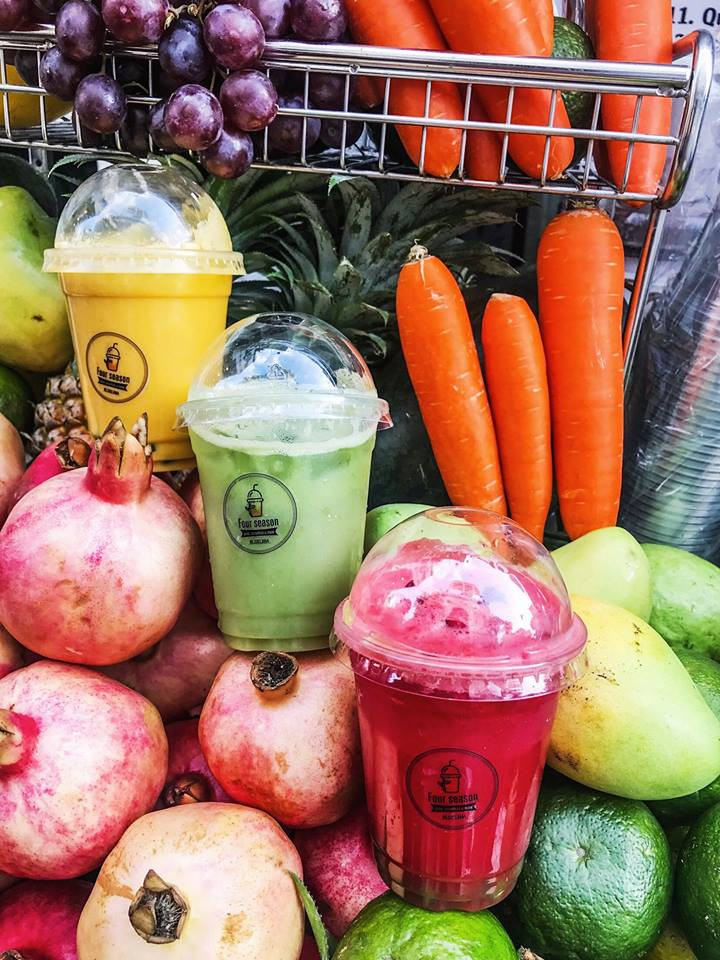 Four Season Juice có đến vài chục loại nước ép khác nhau cho khách hàng tha hồ lựa chọn.