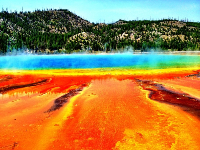 Suối nước nóng Grand Prismatic Spring, Wyoming, Mỹ