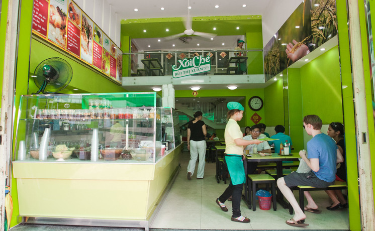 Xôi Bùi Thị Xuân cũng là một trong những thương hiệu xôi nổi tiếng nhất ở Sài Gòn.