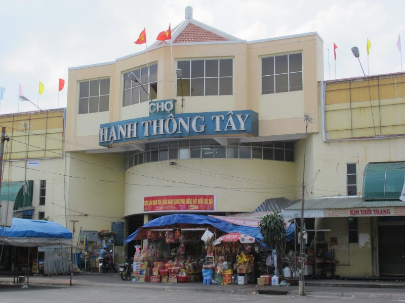 Chợ Hạnh Thông Tây thuộc địa phận Quận Gò Vấp, Thành phố Hồ Chí Minh.