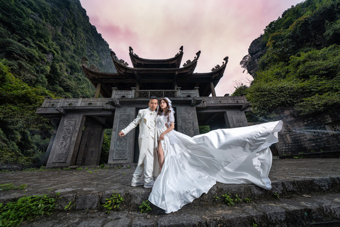 Chụp ảnh cưới ở cố đô Hoa Lư ( Ảnh minh họa)