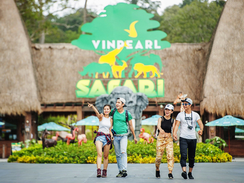 Vinpearl Land & Safari