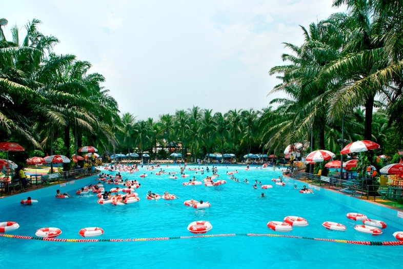 Công viên nước Đầm Sen là địa điểm vui chơi cuối tuần thích hợp cho các gia đình ở TP. Hồ Chí Minh