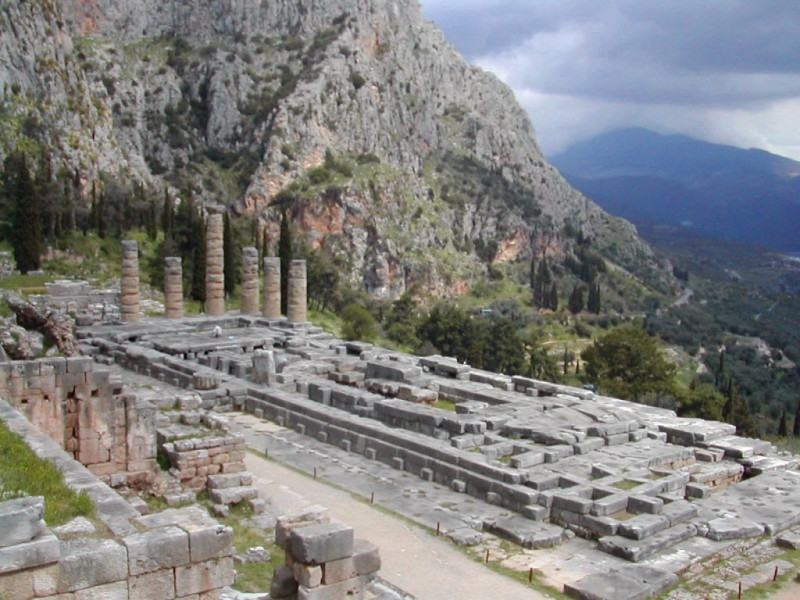 Khu di tích cổ Delphi