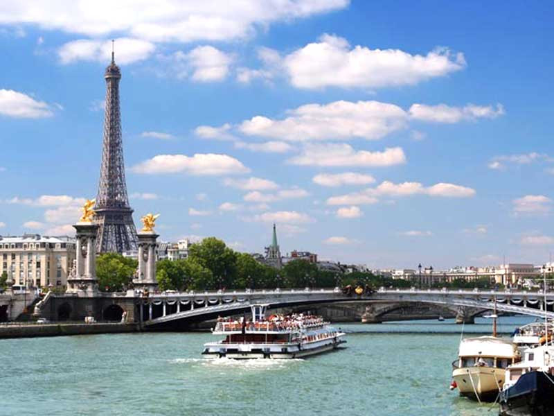 Du ngoạn sông Seine