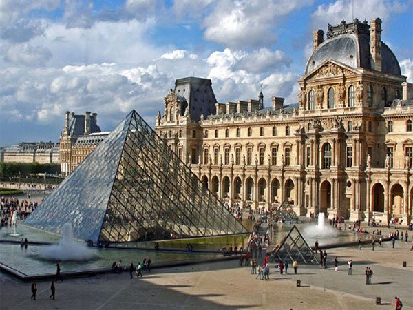 Paris là một trong những thành phố lãng mạn nhất để hưởng tuần trăng mật