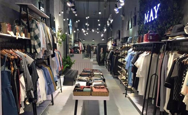 May boutique - địa điểm quen thuộc của giới trẻ mọi lứa tuổi