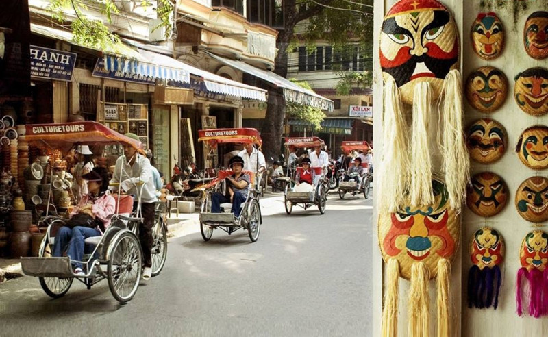 Phố Hàng Mã với những món đồ thủ công mỹ nghệ mang đậm văn hóa Việt Nam