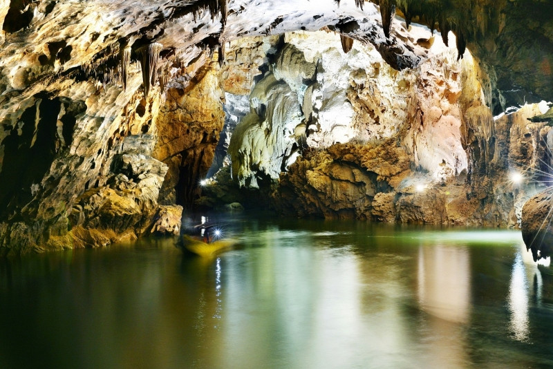 Động Phong Nha - Kẻ Bàng