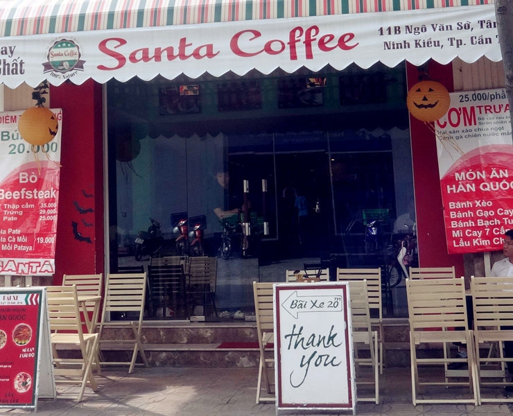 Quán Santa Coffee trên đường Ngô Văn Sở