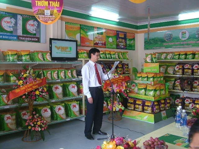 Công ty cổ phần phân phối bán lẻ VNF1 chuyên kinh doanh gạo