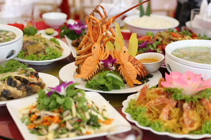 Diệp Linh Catering