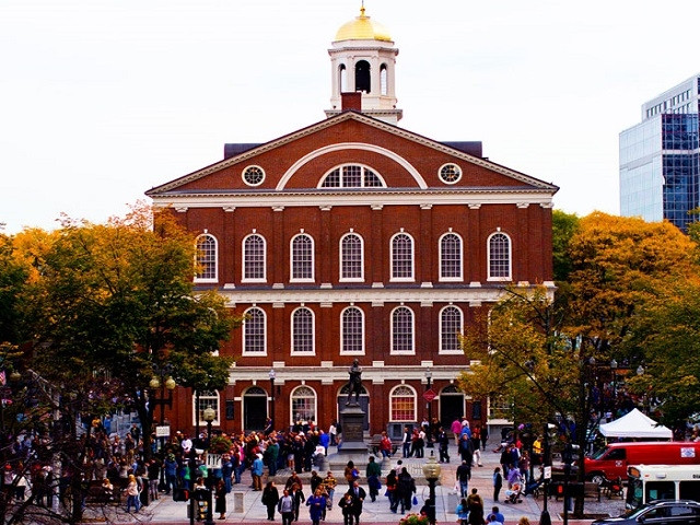 Faneuil Hall Marketplace tại Boston Mỹ
