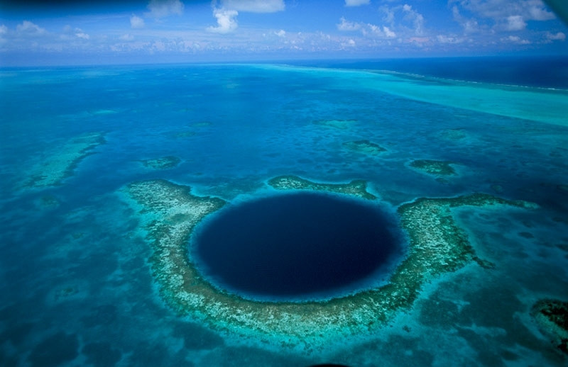 Hố xanh vĩ đại ở Belize