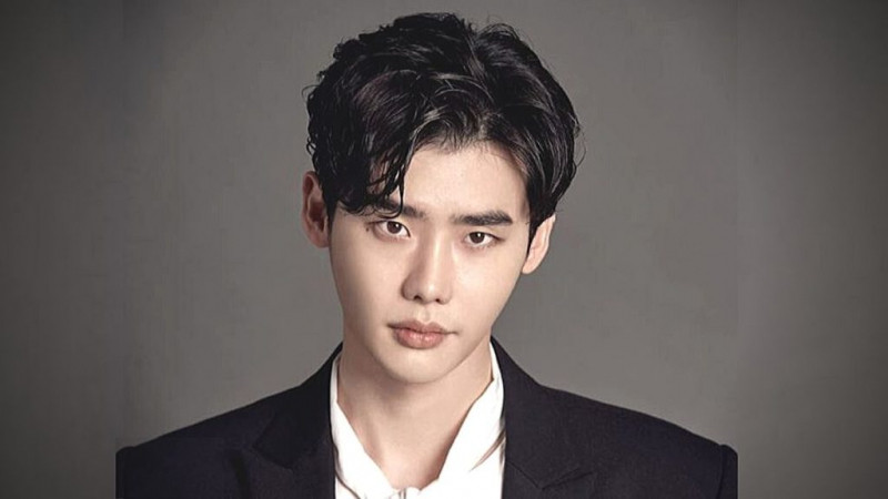 Lee Jong Suk