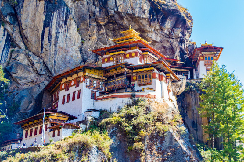 Bhutan rất nghiêm ngặt trong bảo tồn các giá trị văn hóa truyền thống