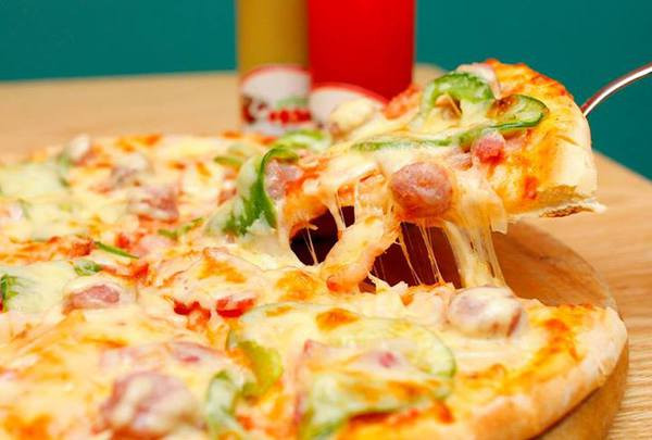 100 mẫu pizza được phục vụ tại Mỹ mỗi ngày
