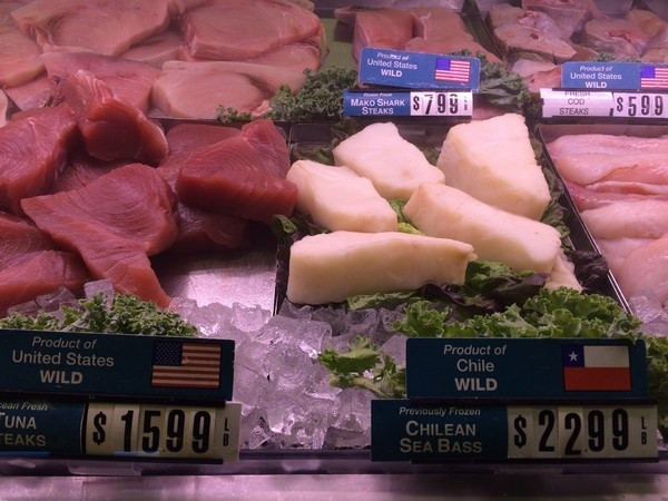 Không có cá tươi sống trong siêu thị tại Mỹ