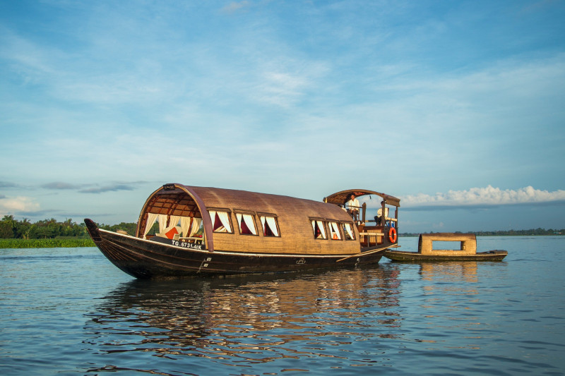 Du thuyền trên sông Mê Kong