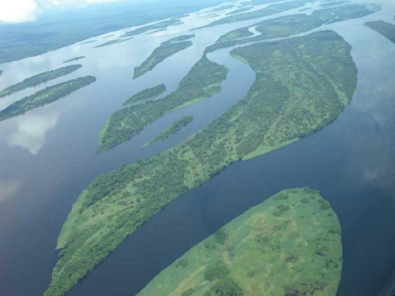Sông Congo nhìn từ trên cao